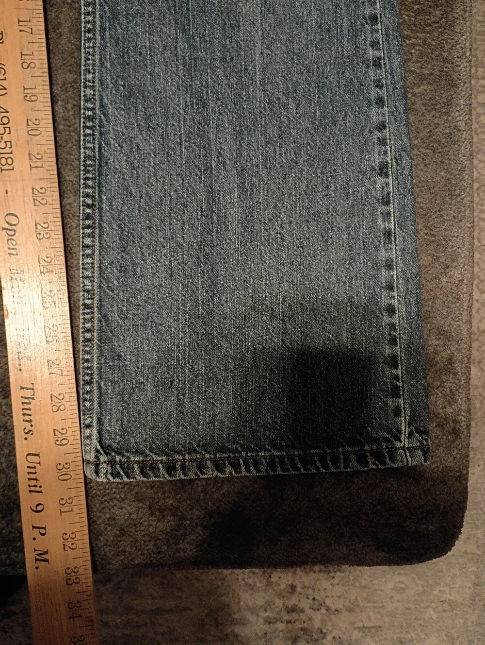 Levi's Men's 567 Loose Bootcut Jeans Size 34x32 With Button Fly